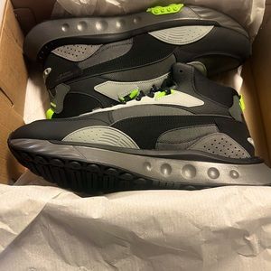 Puma Wild Rider Mids Men Shoes